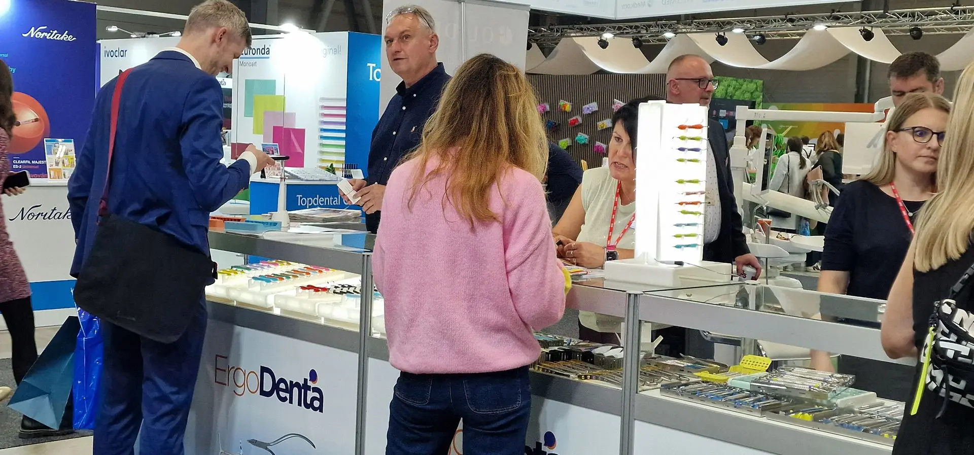 Pragodent 2025 Dentists exploring ErgoDenta’s instruments with Danish-inspired ergonomic design at Janouch-Dental’s booth