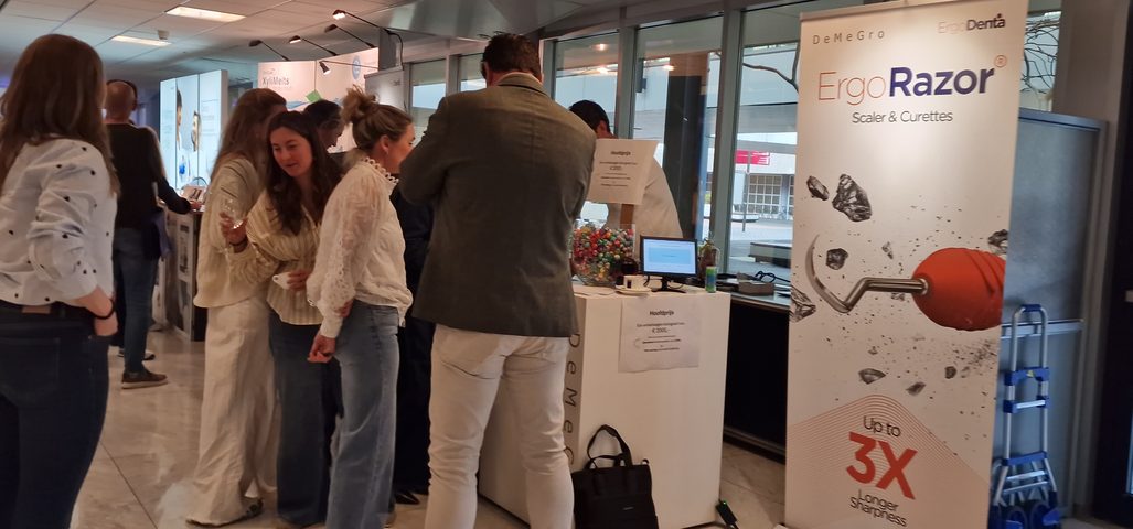 ErgoRazor scalers and curettes on display at the Demegro booth